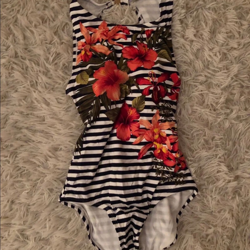 Tommy Bahamas brand new with tags